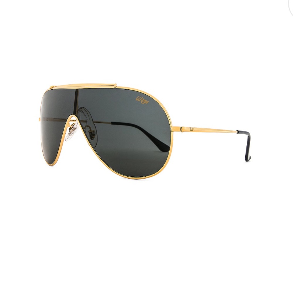 Pilot in Gold Ray-Ban Wings II